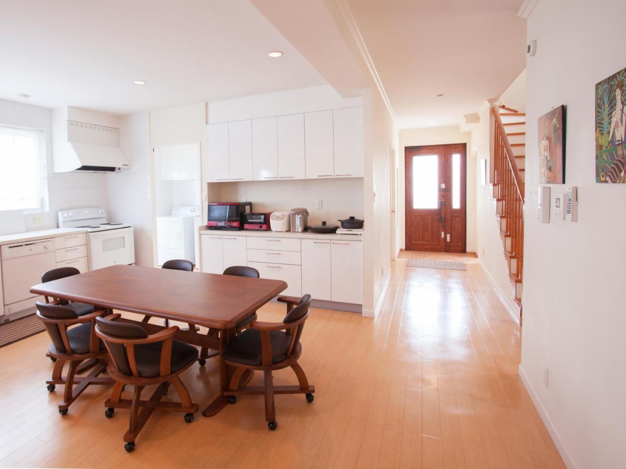Kariyushi Condominium Resort Residential Del Sol Okinawa 우루마 외부 사진